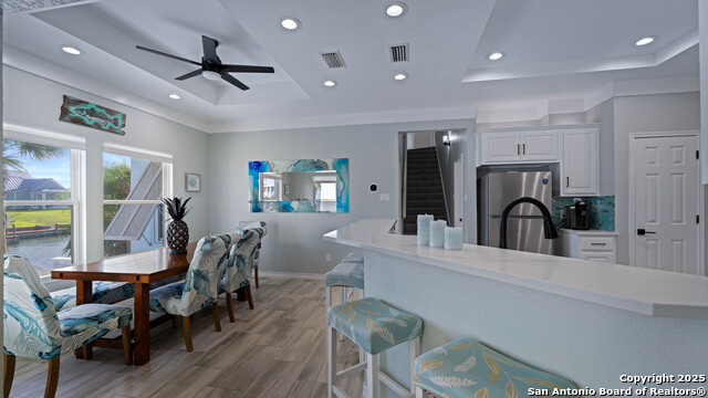 Image 16 of 75 For 303 Square Rigger