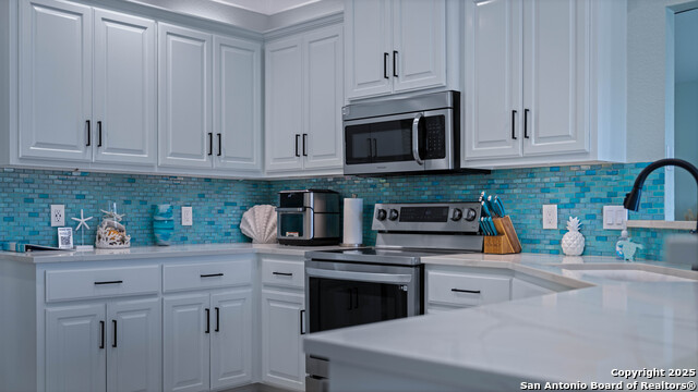 Image 5 of 75 For 303 Square Rigger