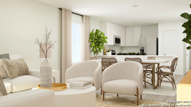 Image 4 of 25 For 7658 Varo Glen