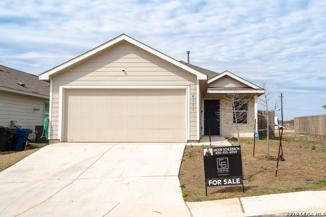 Image 2 of 18 For 4111 Imogene Ivy