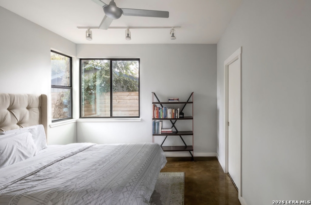 Image 5 of 20 For 1519 Presa S