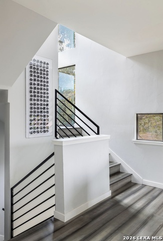 Image 9 of 20 For 1519 Presa S