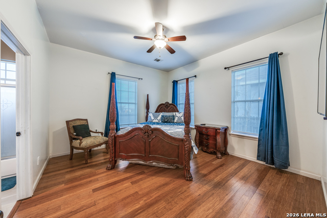 Image 21 of 25 For 15307 Rhodius