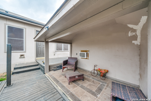 Image 24 of 25 For 15307 Rhodius