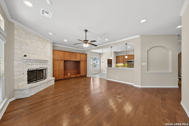 Image 9 of 34 For 226 Hamburg Ave