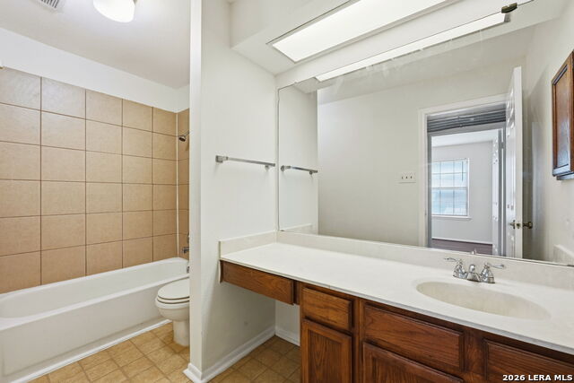 Image 14 of 18 For 4212 Medical  203