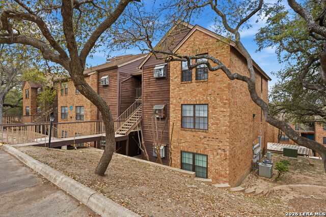 Image 3 of 18 For 4212 Medical  203