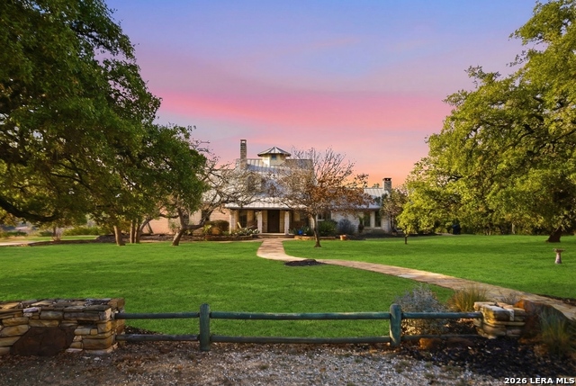 Image 4 of 137 For 597 Krause  