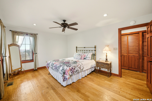 Image 49 of 137 For 597 Krause  