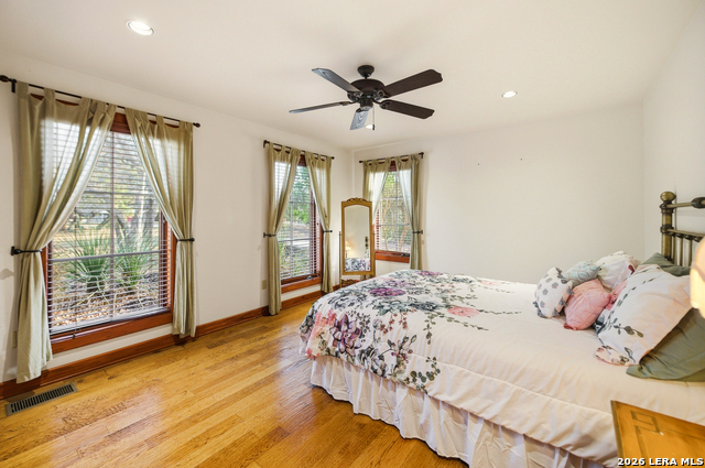 Image 50 of 137 For 597 Krause  