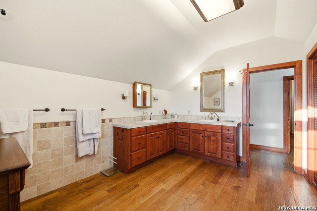 Image 58 of 137 For 597 Krause  