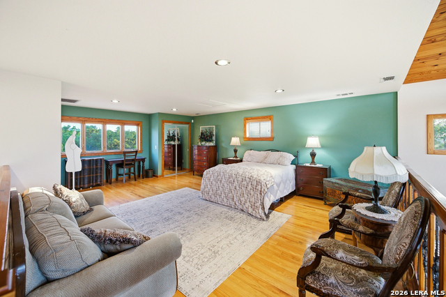 Image 92 of 137 For 597 Krause  