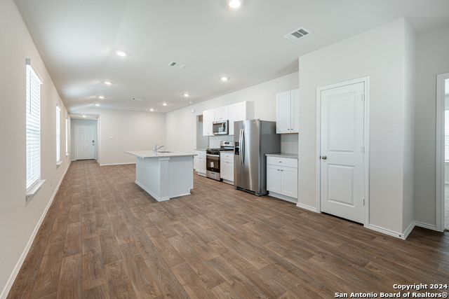 Image 12 of 29 For 4947 Greywacke