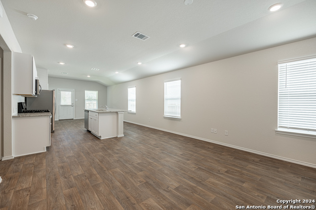 Image 8 of 29 For 4947 Greywacke