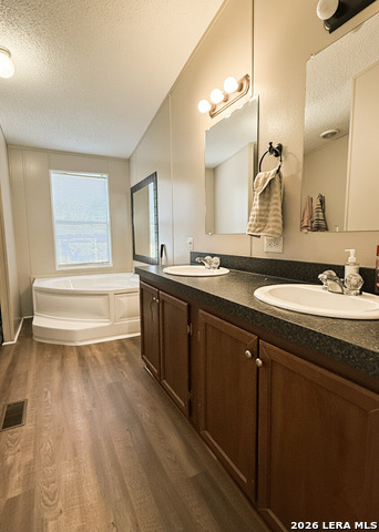 Image 10 of 10 For 153 Davie  