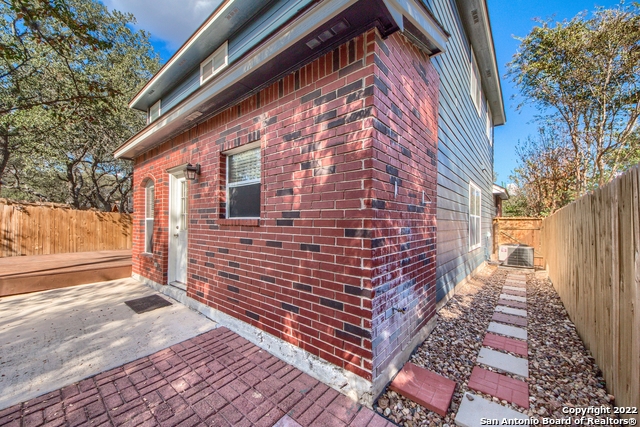 Image 13 of 15 For 20515 Tree Meadows