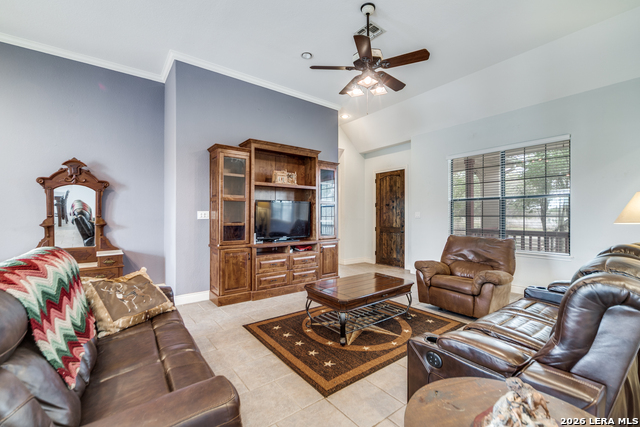 Listing photo id 12 for 110 Hoskins Trail