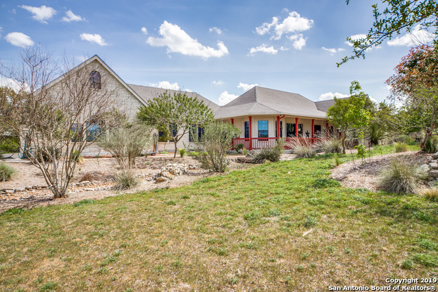 Listing photo id 1 for 110 Hoskins Trail