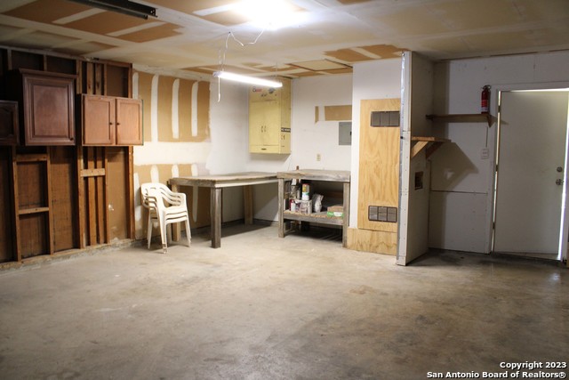 Image 22 of 29 For 7114 Spring Morning St