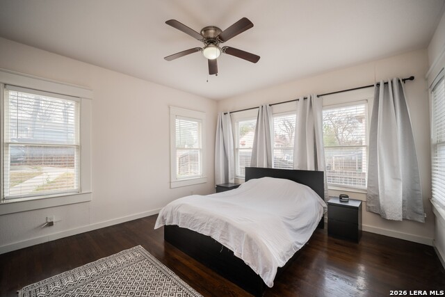 Image 13 of 38 For 901 Woodlawn W