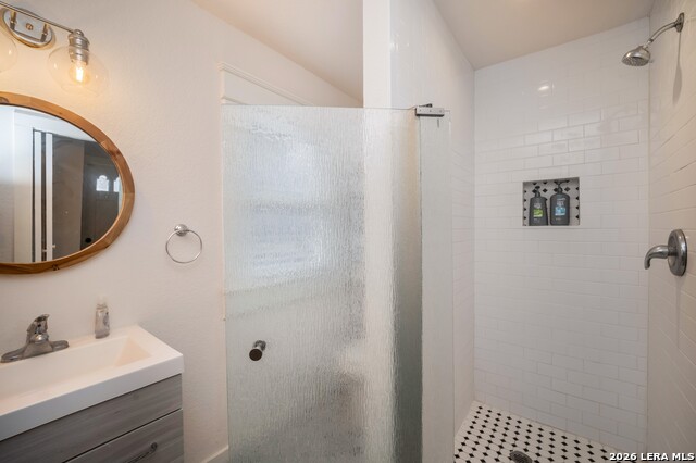 Image 21 of 38 For 901 Woodlawn W