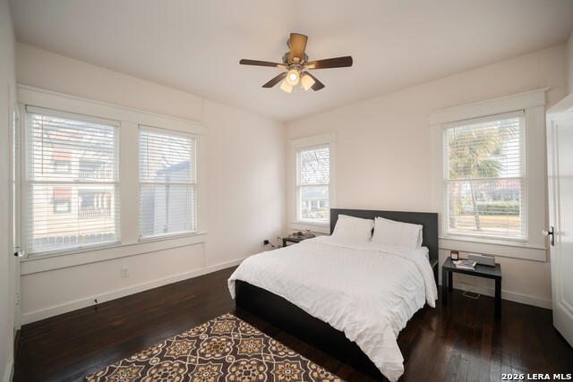 Image 26 of 38 For 901 Woodlawn W