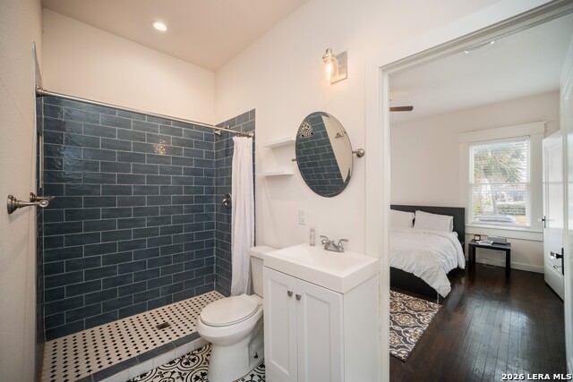 Image 27 of 38 For 901 Woodlawn W