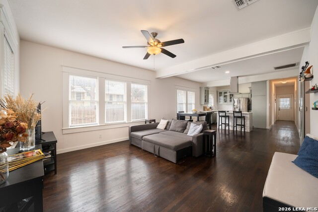 Image 5 of 38 For 901 Woodlawn W