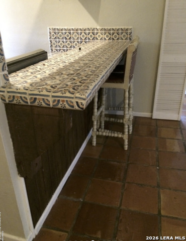 Image 15 of 30 For 230 Mulberry