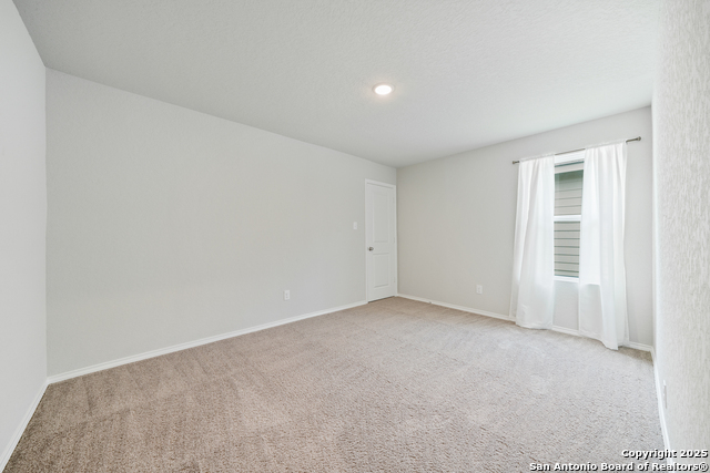 Image 21 of 25 For 6534 Augustus Magee