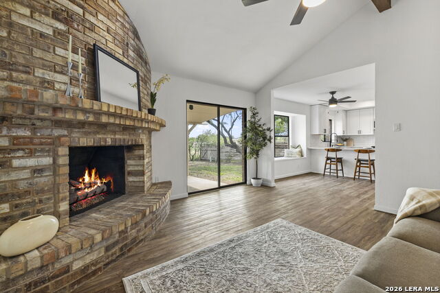 Image 11 of 35 For 7806 Misty Park St