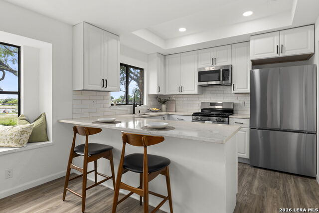 Image 13 of 35 For 7806 Misty Park St