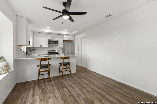 Image 17 of 35 For 7806 Misty Park St