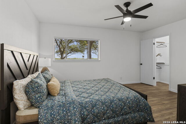 Image 24 of 35 For 7806 Misty Park St