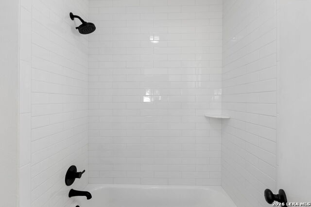 Image 26 of 35 For 7806 Misty Park St