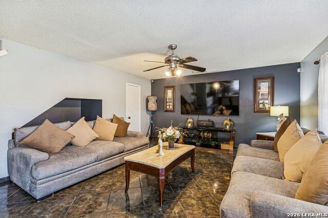 Image 11 of 31 For 8151 Arrowhead Pool