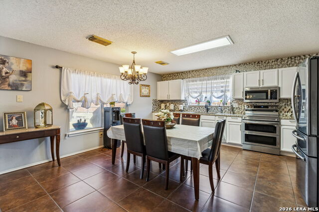 Image 13 of 31 For 8151 Arrowhead Pool