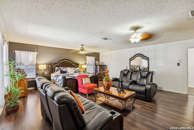 Image 19 of 31 For 8151 Arrowhead Pool