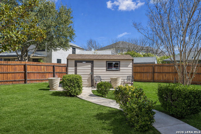 Image 31 of 31 For 8151 Arrowhead Pool