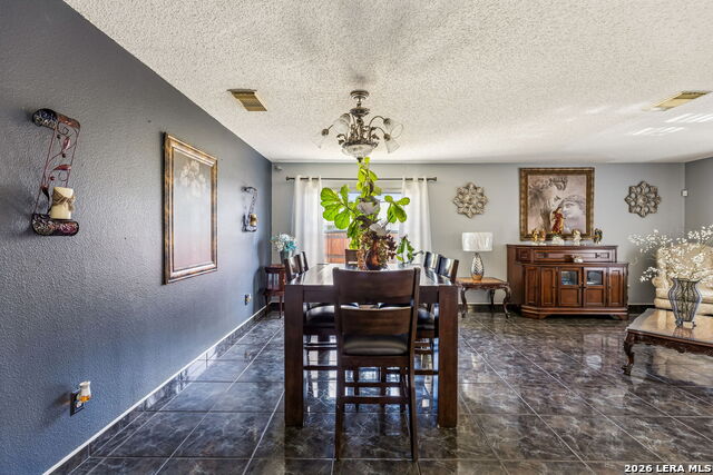 Image 7 of 31 For 8151 Arrowhead Pool