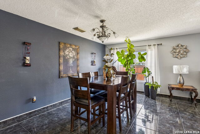 Image 8 of 31 For 8151 Arrowhead Pool