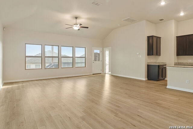 Image 7 of 18 For 1125 Amber Lake