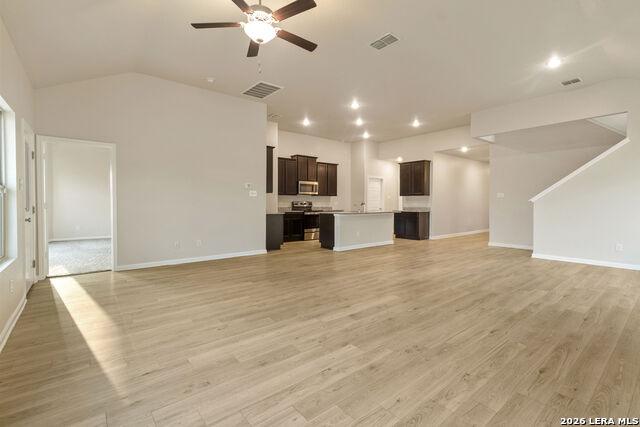 Image 8 of 18 For 1125 Amber Lake