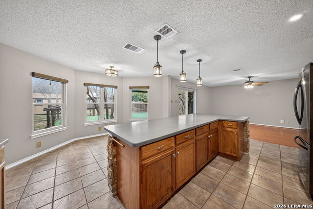 Image 13 of 39 For 7019 Jade Field