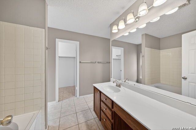 Image 24 of 39 For 7019 Jade Field