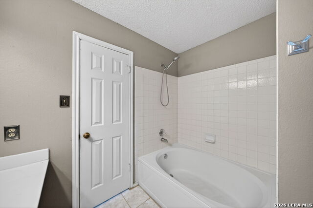 Image 27 of 39 For 7019 Jade Field