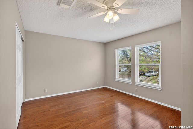 Image 31 of 39 For 7019 Jade Field