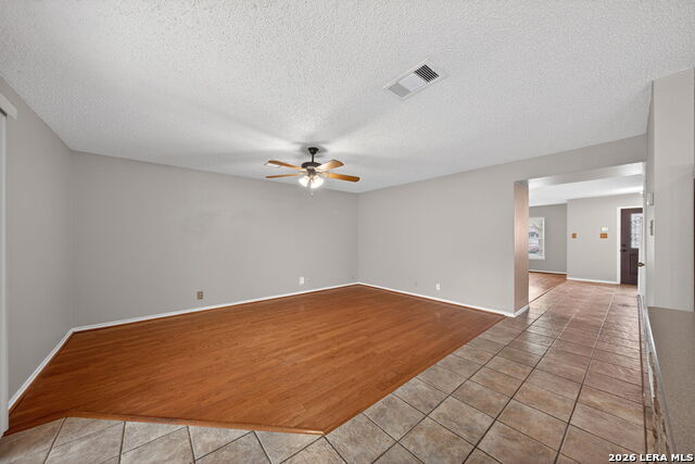 Image 9 of 39 For 7019 Jade Field