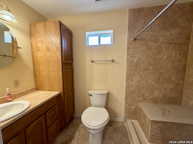 Image 16 of 41 For 1550 County Road 300