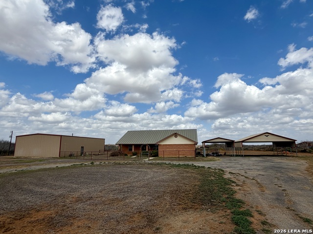 Image 4 of 41 For 1550 County Road 300